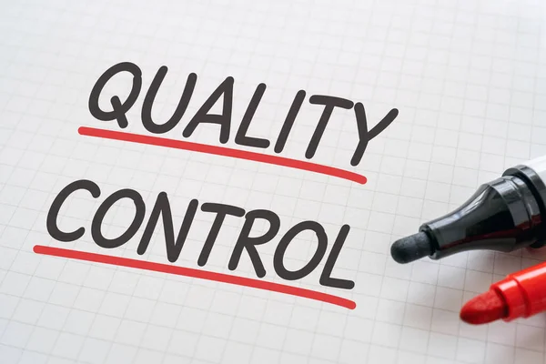 White Paper Written Quality Control Markers — Stockfoto