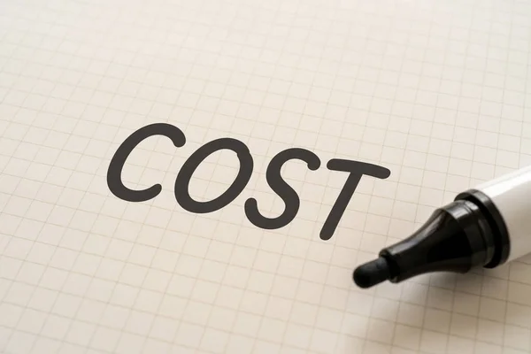 Witboek Geschreven Cost Met Markeringen — Stockfoto
