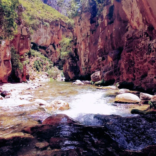 Discover the picturesque beauty of the valley between the mountains of Chefchaouen, a breathtaking journey to the heart of nature grandeur