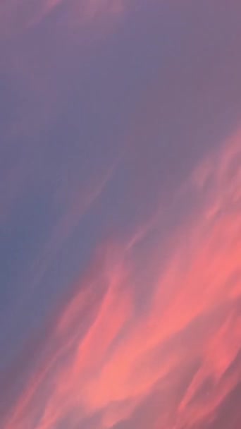 Dieses Filmmaterial Fängt Die Schönheit Eines Bewölkten Himmels Bei Sonnenuntergang — Stockvideo