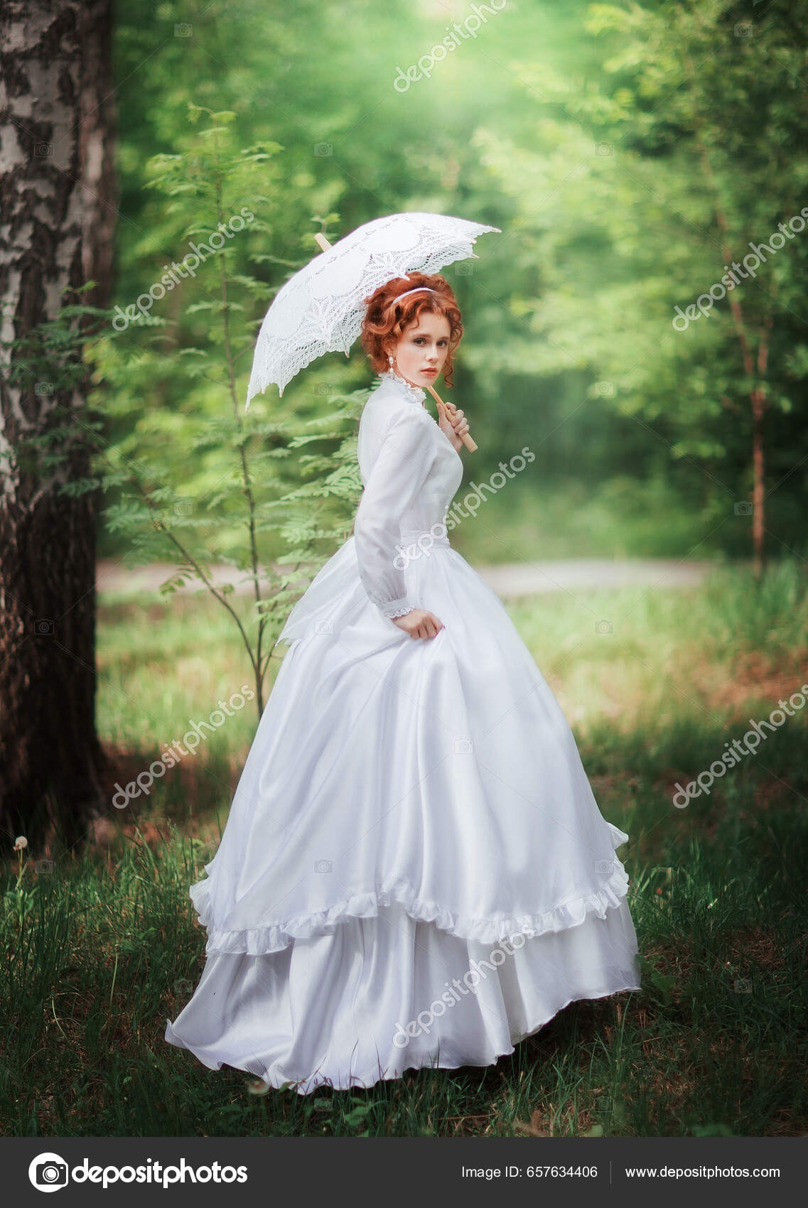 Menina Cabelos Vermelhos Bonita Branco Longo Vestido Vintage Perto