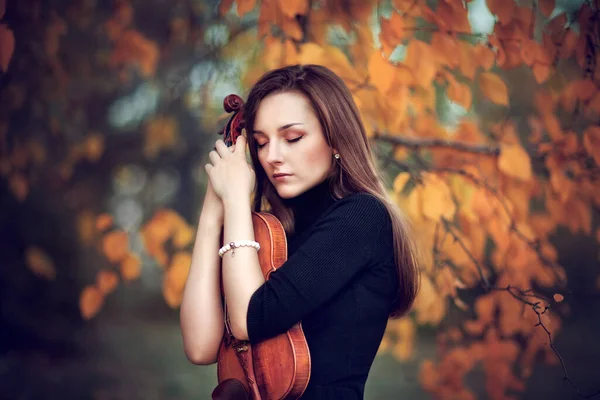 Portrait Beautiful Brunette Girl Dark Dress Violin Hugging Violin Close — Stock Photo, Image