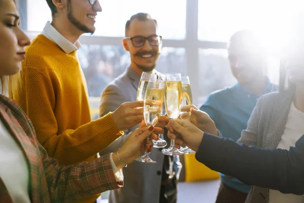 Toasting Success Concept Group Young Business People Toasting Each Other — Stock Photo, Image
