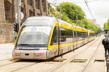 Metro de Portugal, Vila Nova de Gaia 'da. Porto dilinde.