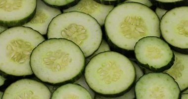 Salatalık dilimleri döndürme, Üst görünüm.