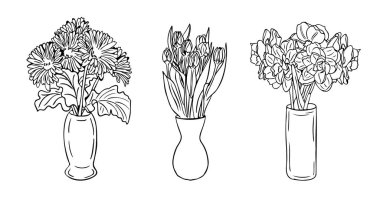 Elle çizilmiş vazolarda çiçek buketleri. Vektör gerberaları, laleleri ve nergisleri izole etti. Eşsiz çizim çizimi. Boyama sayfaları, dövme, arkaplan, ambalaj kağıdı, sınır