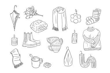 Sıcak sonbahar kıyafetleri ve karalama tarzında ev eşyaları. Tek renkli hygge stigour etiketleri. Beyaz arkaplanda izole edilmiş yarım yamalak çizimlerin bir parçası. Boyama sayfaları için kullanılabilir