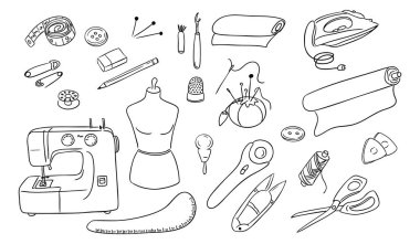 Makine, makas, iğne, iplik ve manken de dahil olmak üzere el yapımı dikiş aletleri ve aksesuarlar. Terziliği, DIY modasını ve oyuncu siyah-beyaz karalama stilini temsil eder.