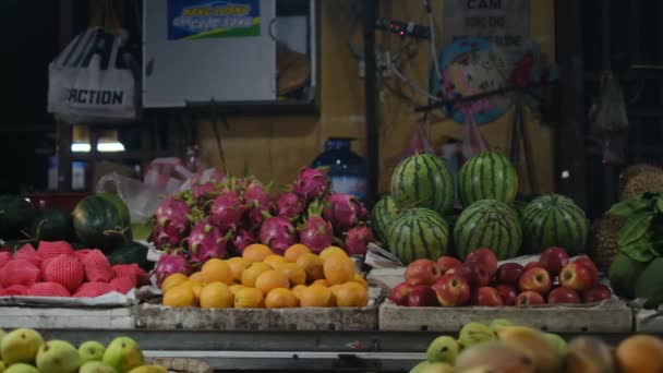 Mercado Asia Lleno Frutas Coloridas Verduras Frescas Comida Callejera Exótica — Vídeo de stock