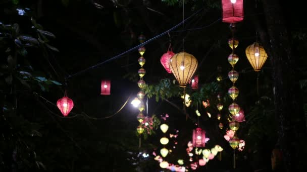 Éjszakai Felvétel Thu Bon Folyó Hoi Vietnam Díszes Hajók Lámpások — Stock videók