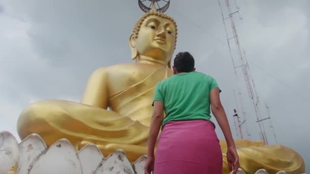 Femeie Ani Templul Din Asia Sud Est — Videoclip de stoc