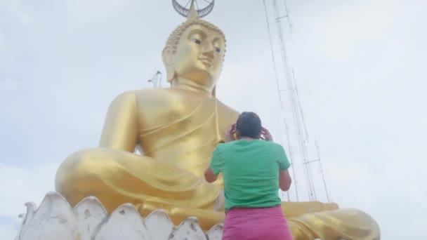 Femme Ans Temple Asie Sud Est — Video