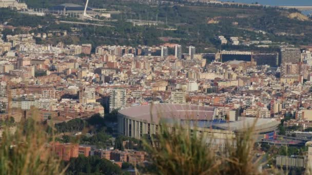Barselona Şehir Mimari Binalarının Panoramik Manzarası — Stok video