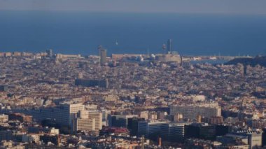 Barselona şehir mimari binalarının panoramik manzarası 