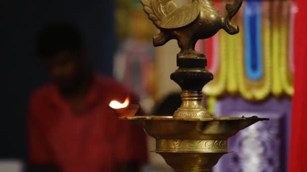 Primer Plano Llama Las Velas Templo Indio Festival Religioso Diwali — Vídeos de Stock