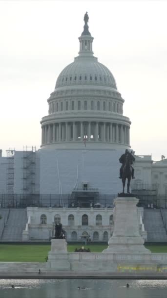 位于首都华盛顿哥伦比亚特区的国家国会大厦 — 图库视频影像