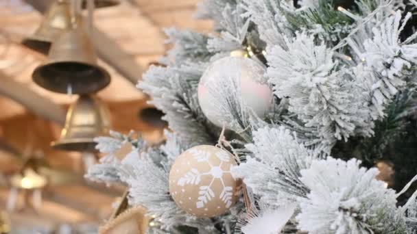 Decorações Árvore Natal Uma Árvore Natal — Vídeo de Stock