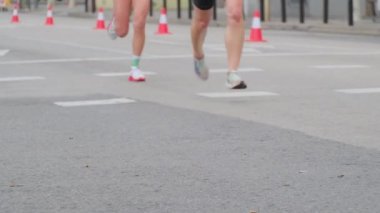 Maraton koşan insanlar, spor ve sağlık konsepti 