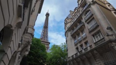 Eyfel Kulesi, Fransa, Paris 'te işlenmiş demir kafes kulesi..