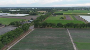 Yaz kırsal alanlarının insansız hava aracı videosu  