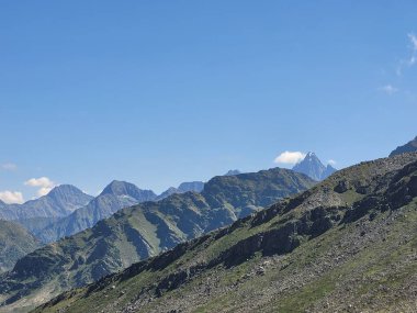 Tarsar Marsar Göl Yolu, Kaşmir