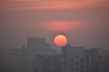 Milenyum Şehri Gurgaon güneşin doğuşunu gördü