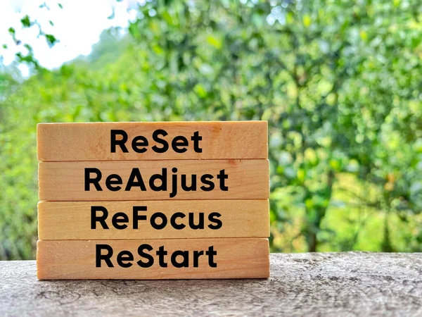 İlham verici ve Motivasyonel Konsept - yeniden başlat yeniden odakla metni yeniden başlat. Stok fotoğrafı.
