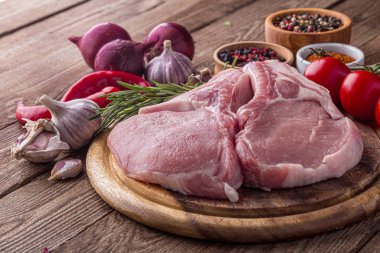 Biberiye, tuz ve biberli New York Bifteği