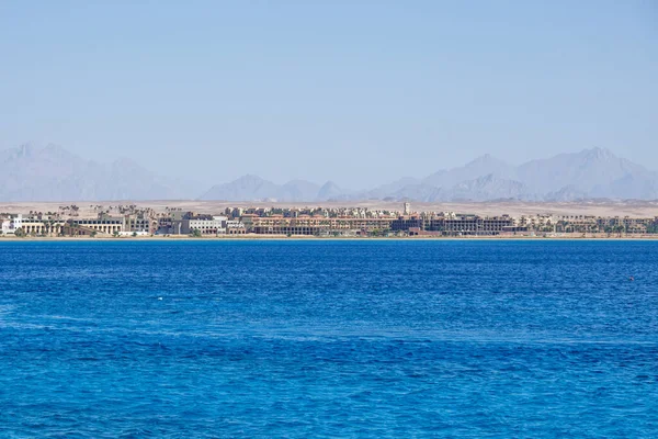 Hurghada Egipto Edificios Piscinas Una Zona Recreo Junto Mar Rojo — Foto de Stock