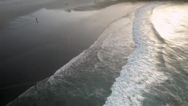 Paradise Beach Sea Waves Washing Shore Sunrise Aerial Drone Shot — Stok video