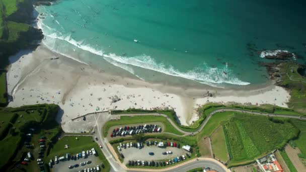 Aerial View Cars Parked Beachfront Parking Lot Praia Caion Corua — Stockvideo