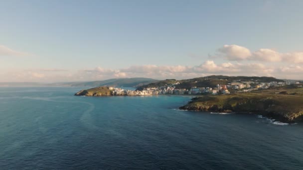Lenyűgöző Kilátás Malpica Külvárosára Közeli Atlanti Óceán Partján Galíciában Spanyolországban — Stock videók