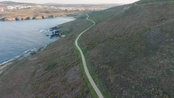 Mountain Pathway Seashore Sisargas Island Galicien Spanien Flygplan — Stockvideo