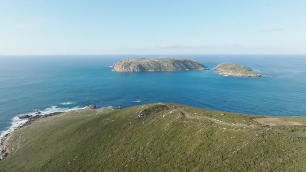 Fantastisk Utsikt Över Sisargasöarna Och Atlantkusten Från Malpica Belgantinos Galicien — Stockvideo