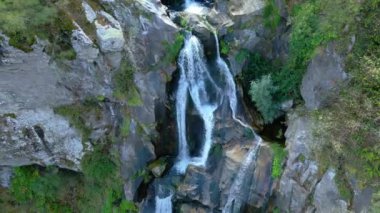 Silleda, Pontevedra, İspanya 'da Fervenza do Toxa (Toxa Waterfall) Havadan Görünümü.