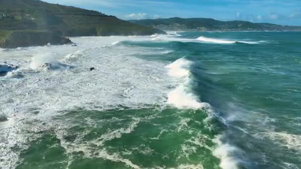 Foamy Crashing Sea Waves Rocky Shore Playa Valcobo Arteixo Coruna — Video