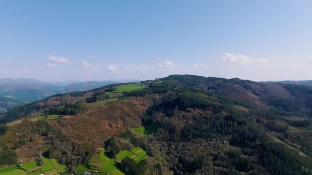 Üppige Natur Mit Bergiger Landschaft Der Nähe Von Fonsagrada Lugo — Stockvideo