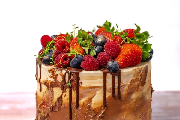 Friss Gyümölcs Színe Gyönyörű Torta Színes Háttér Belső — Stock Fotó