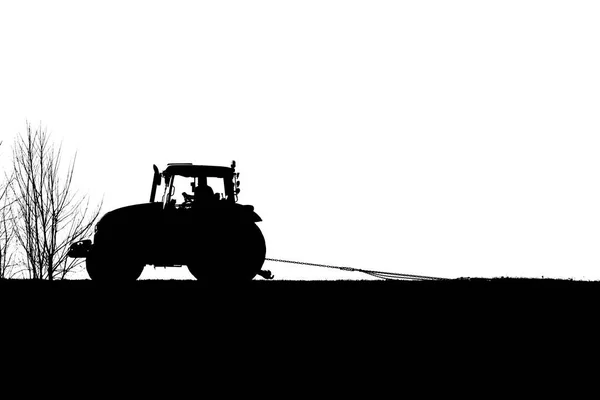 Moderne Tractor Buurt Van Boom Silhouet Met Witte Achtergrond — Stockfoto