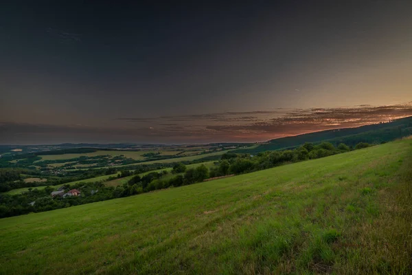 Barevný Večer Slovensku Horkém Létě Pohoří Žluč Karpaty — Stock fotografie