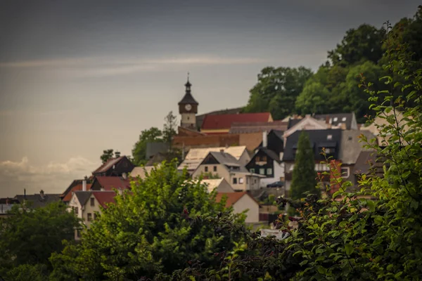 Widok Stare Miasto Stramberk Kolorowych Ulic Letnich Starych Zabytkowych Domów — Zdjęcie stockowe