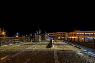 River Becva kışın kar olmadan Prerov CZ 01 24 2024 'te