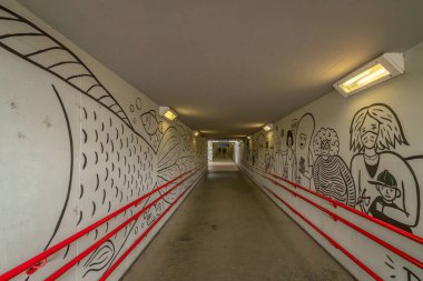 Sıcak yaz gününde Veseli nad Luznici İstasyonu CZ 08 16 2024