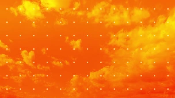 Grafik Mit Wolken Auf Orangefarbenem Hintergrund — Stockvideo