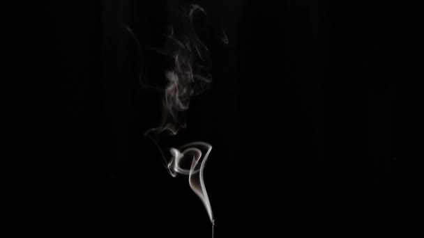 Patyki Czarnym Tle Dymu — Wideo stockowe