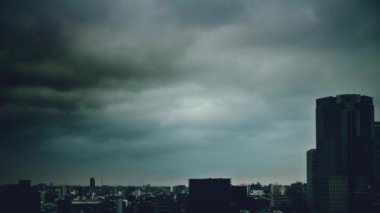 Video of sky, clouds, city and buildings, daytime