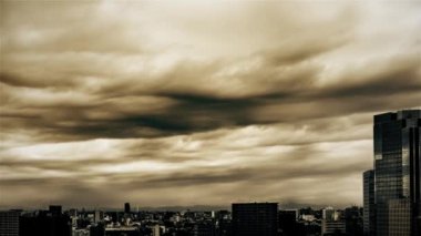 Video of sky, clouds, city and buildings, daytime