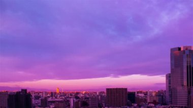 Video of sky, clouds, city and buildings, daytime