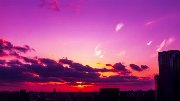 Vídeo Céu Nuvens Cidade Edifícios Vista Noturna Pôr Sol — Vídeo de Stock
