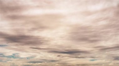 bulutlar gökyüzünde hareket video